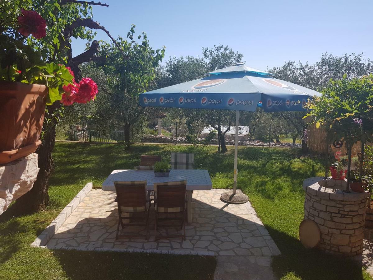 Casa Istria Villa Buje Eksteriør bilde